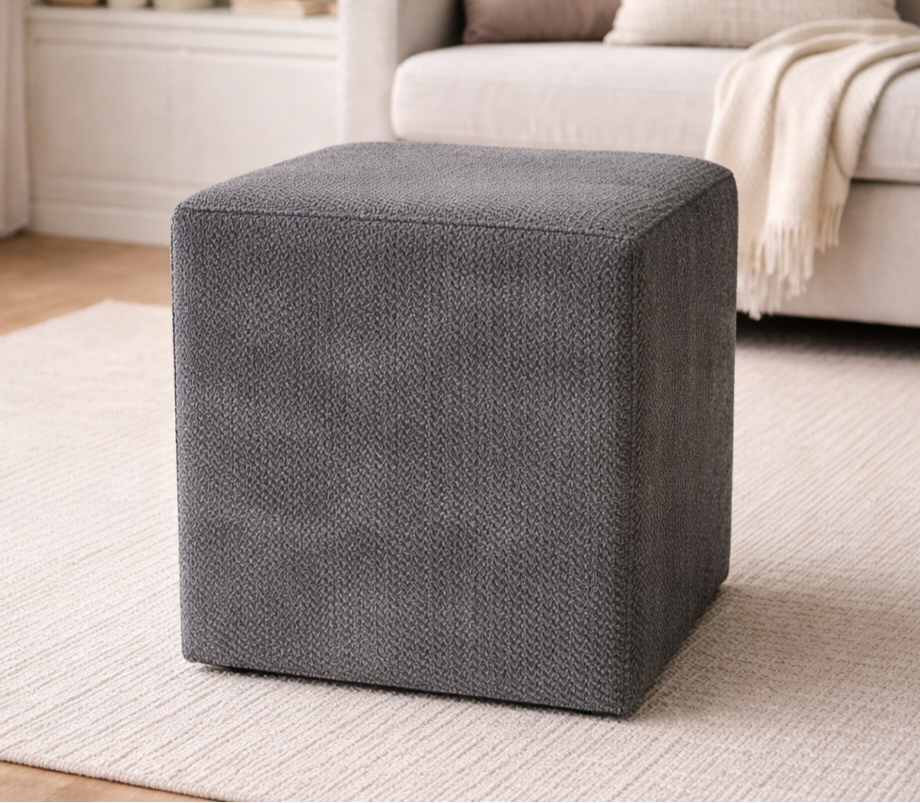 Izzy Square Puff Black